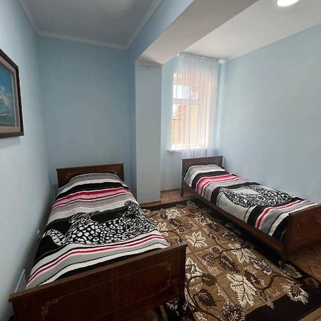 Tan Nuru Guest House Гостевой Дом Тан Нуру Cholpon-Ata Luaran gambar
