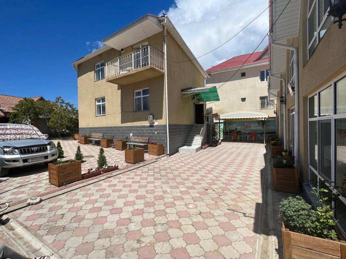 Tan Nuru Guest House Гостевой Дом Тан Нуру Cholpon-Ata Luaran gambar