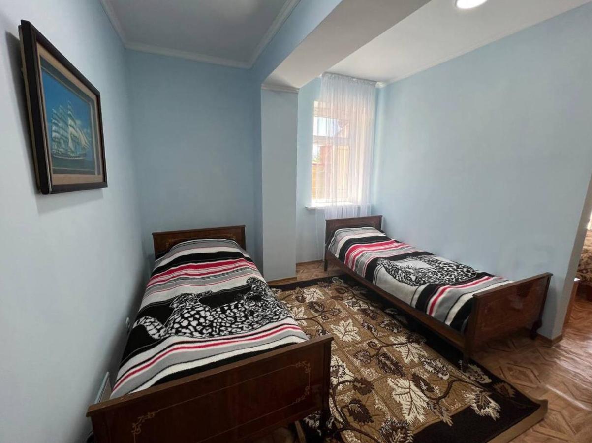 Tan Nuru Guest House Гостевой Дом Тан Нуру Cholpon-Ata Luaran gambar