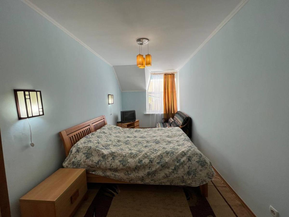 Tan Nuru Guest House Гостевой Дом Тан Нуру Cholpon-Ata Luaran gambar