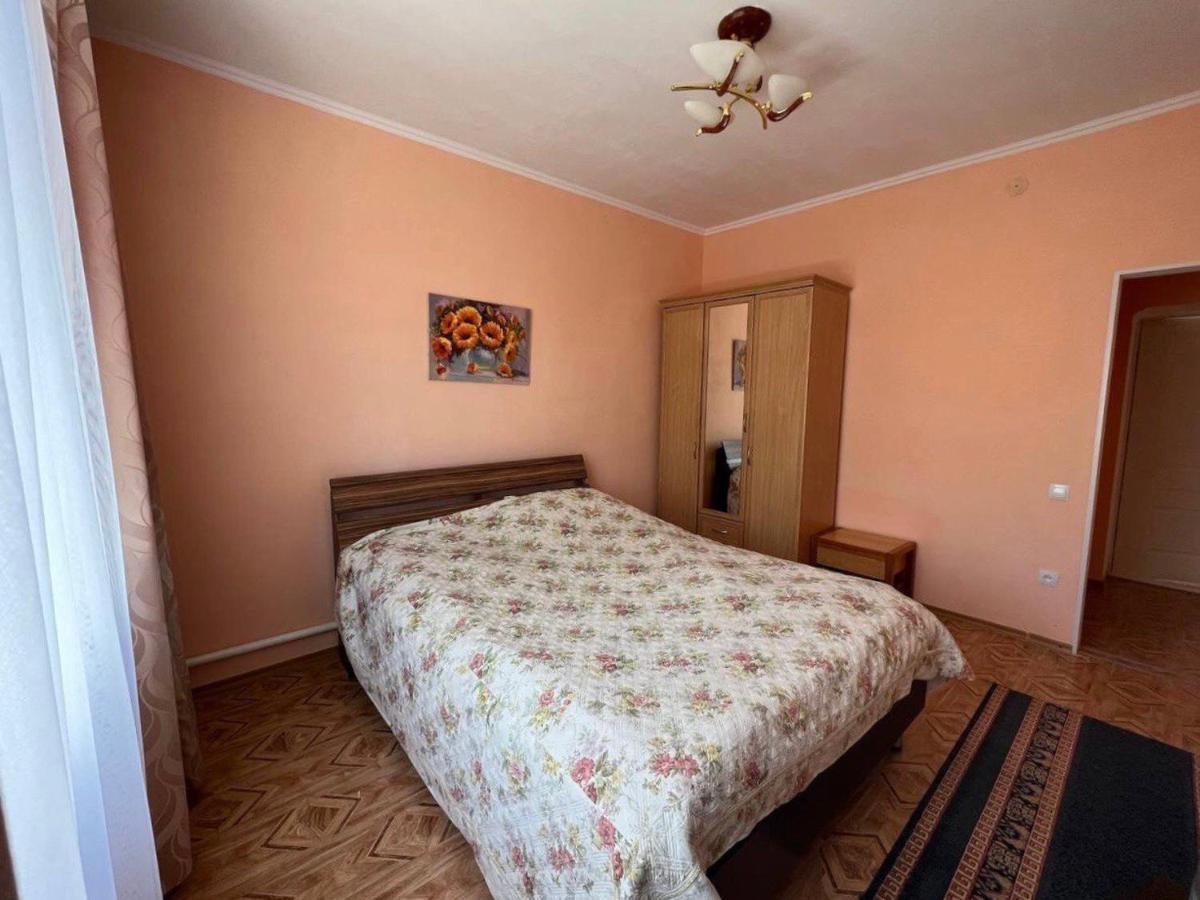 Tan Nuru Guest House Гостевой Дом Тан Нуру Cholpon-Ata Luaran gambar