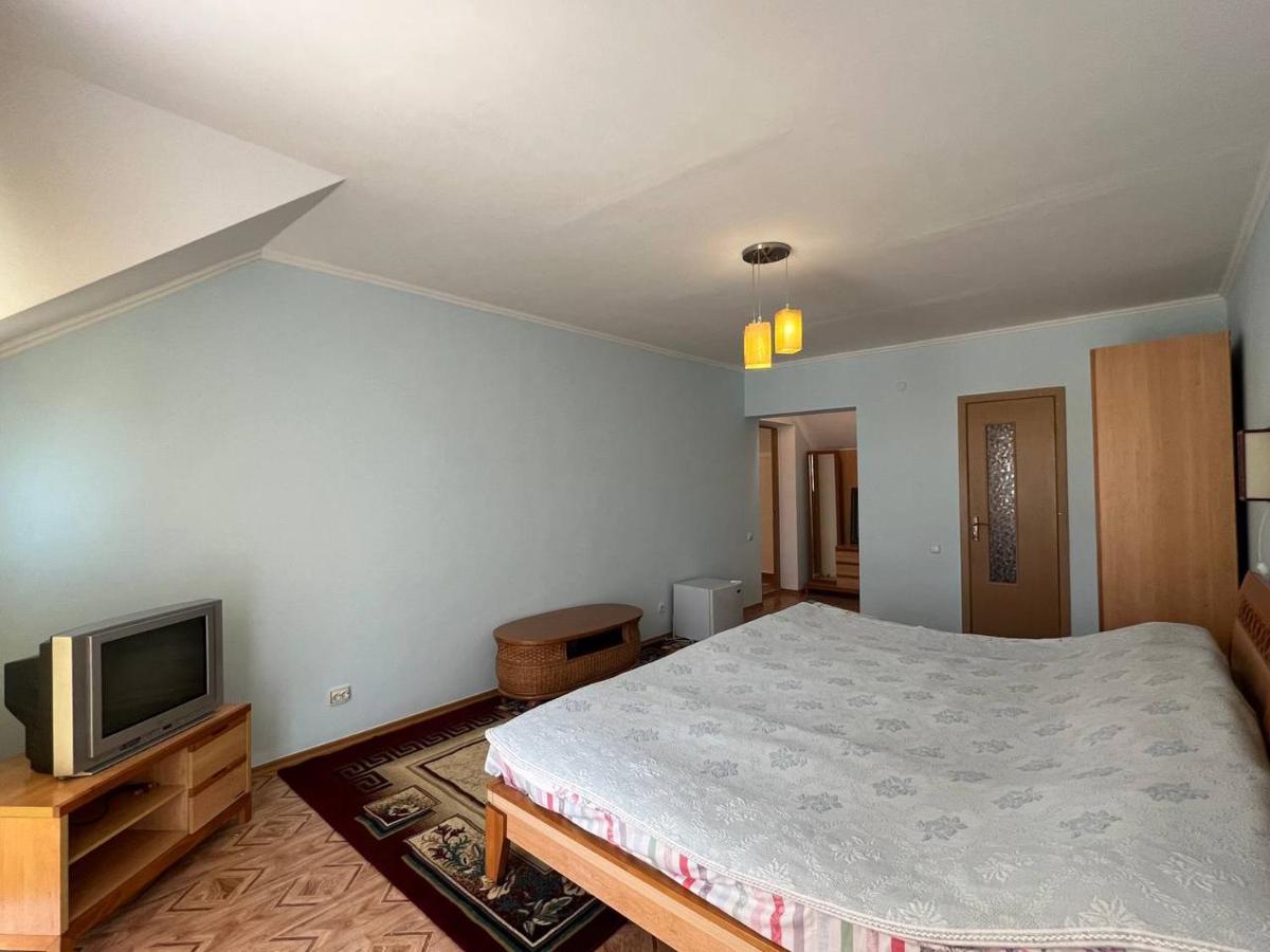Tan Nuru Guest House Гостевой Дом Тан Нуру Cholpon-Ata Luaran gambar