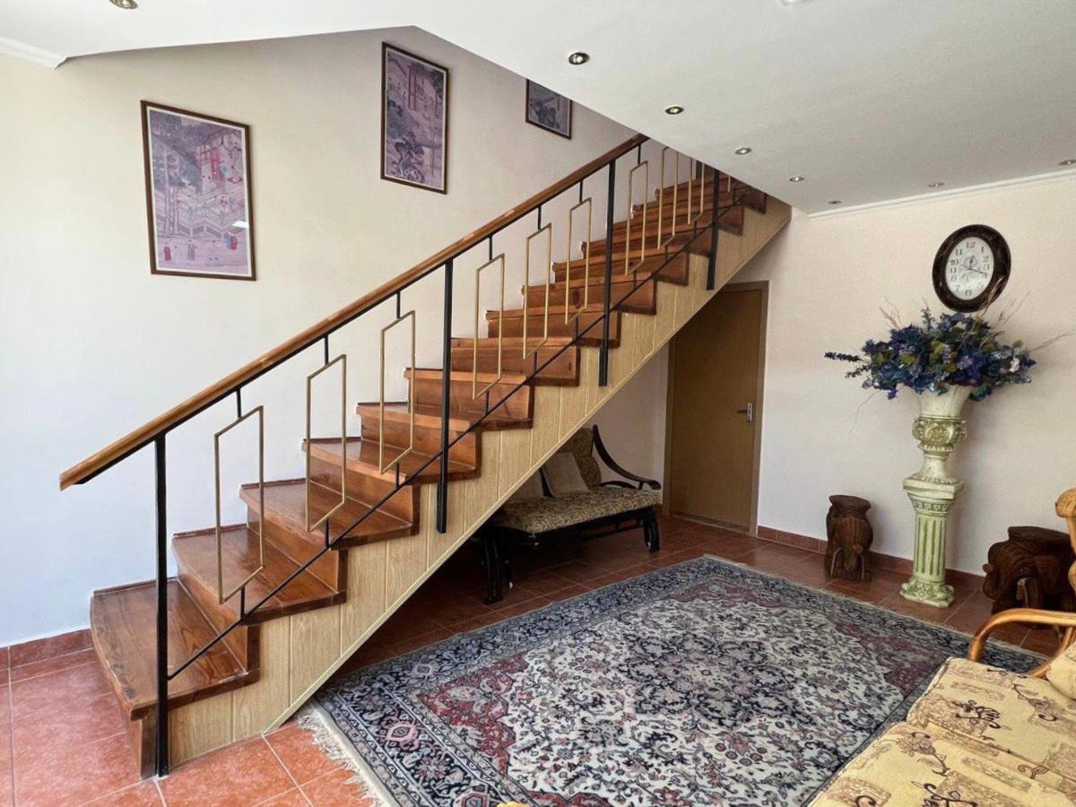 Tan Nuru Guest House Гостевой Дом Тан Нуру Cholpon-Ata Luaran gambar