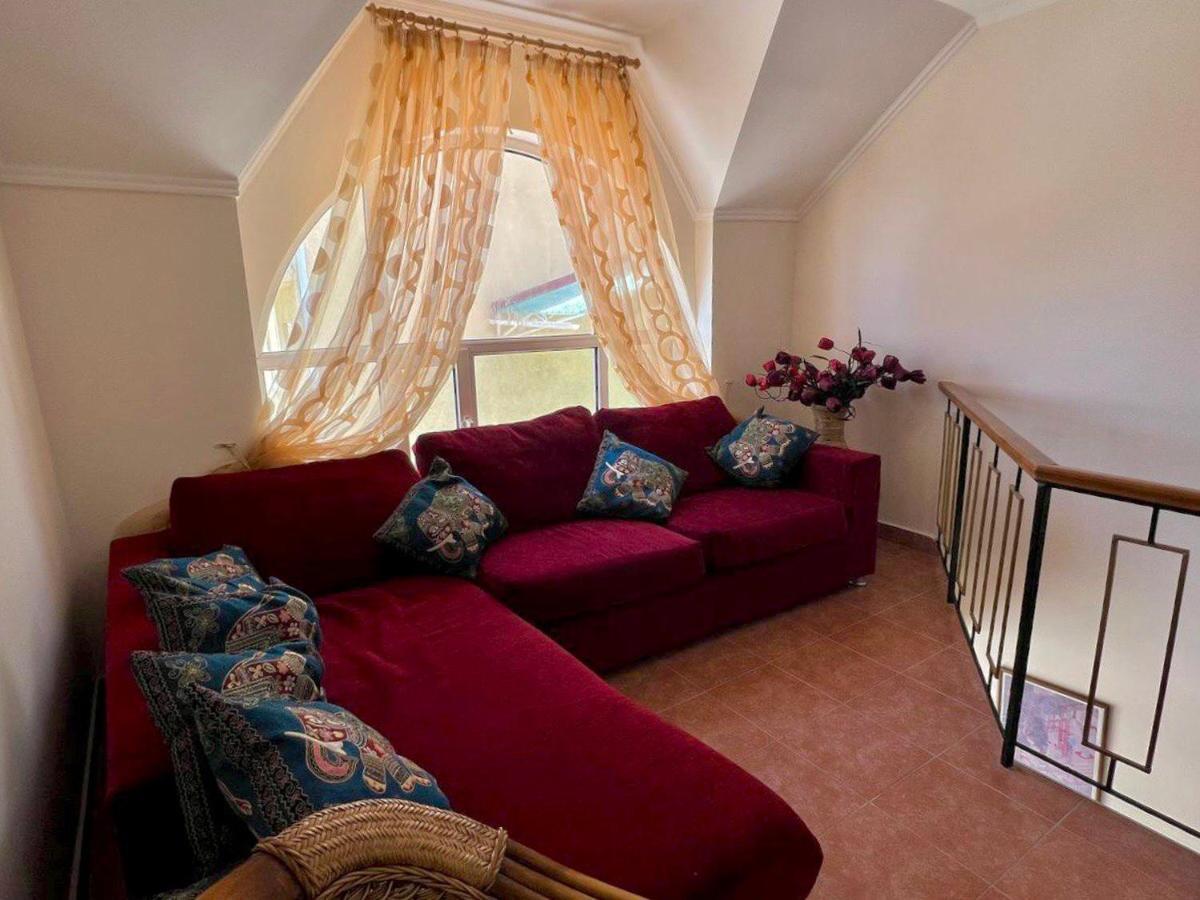 Tan Nuru Guest House Гостевой Дом Тан Нуру Cholpon-Ata Luaran gambar